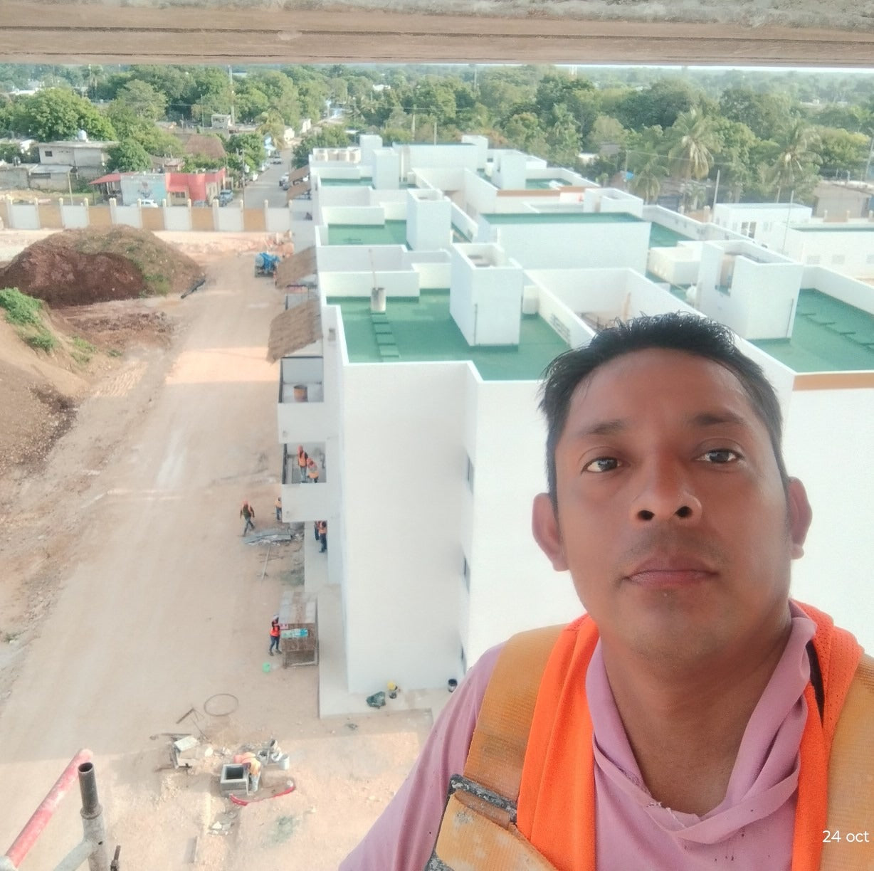 <em>Francisco Quezada</em>